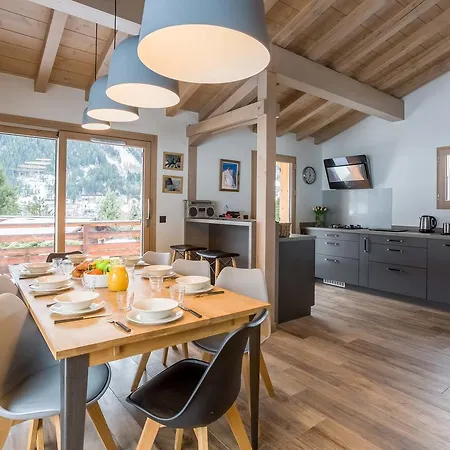 De L'ours - Year Dağ evi Chamonix